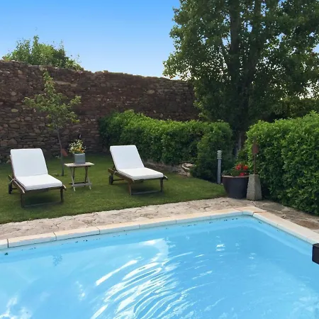 Вилла Spacious With Pool In Доминго-Гарсия