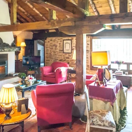 Spacious With Pool In * Доминго-Гарсия