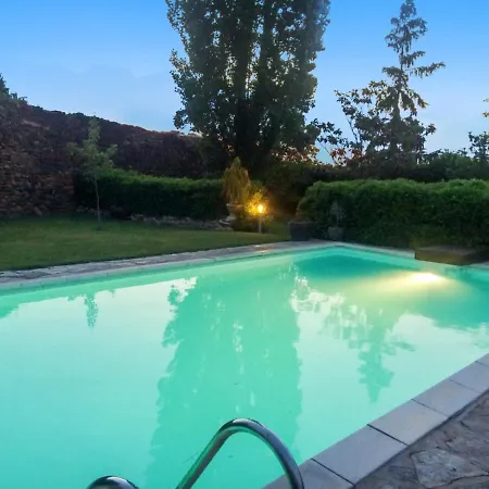 Spacious With Pool In * Доминго-Гарсия